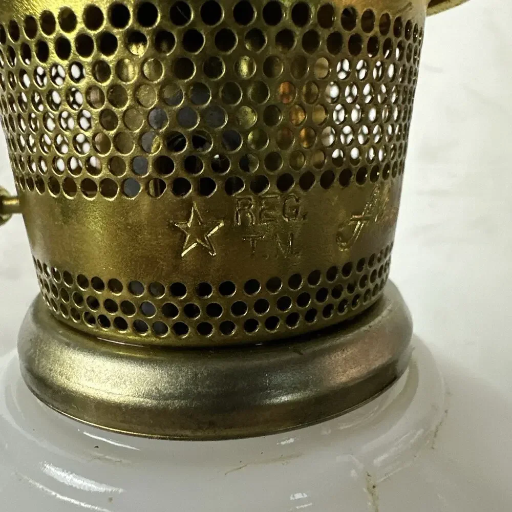 Aladdin American Classic Incandescent‎ Oil Lamp Wheat Flower Model # C-6104M